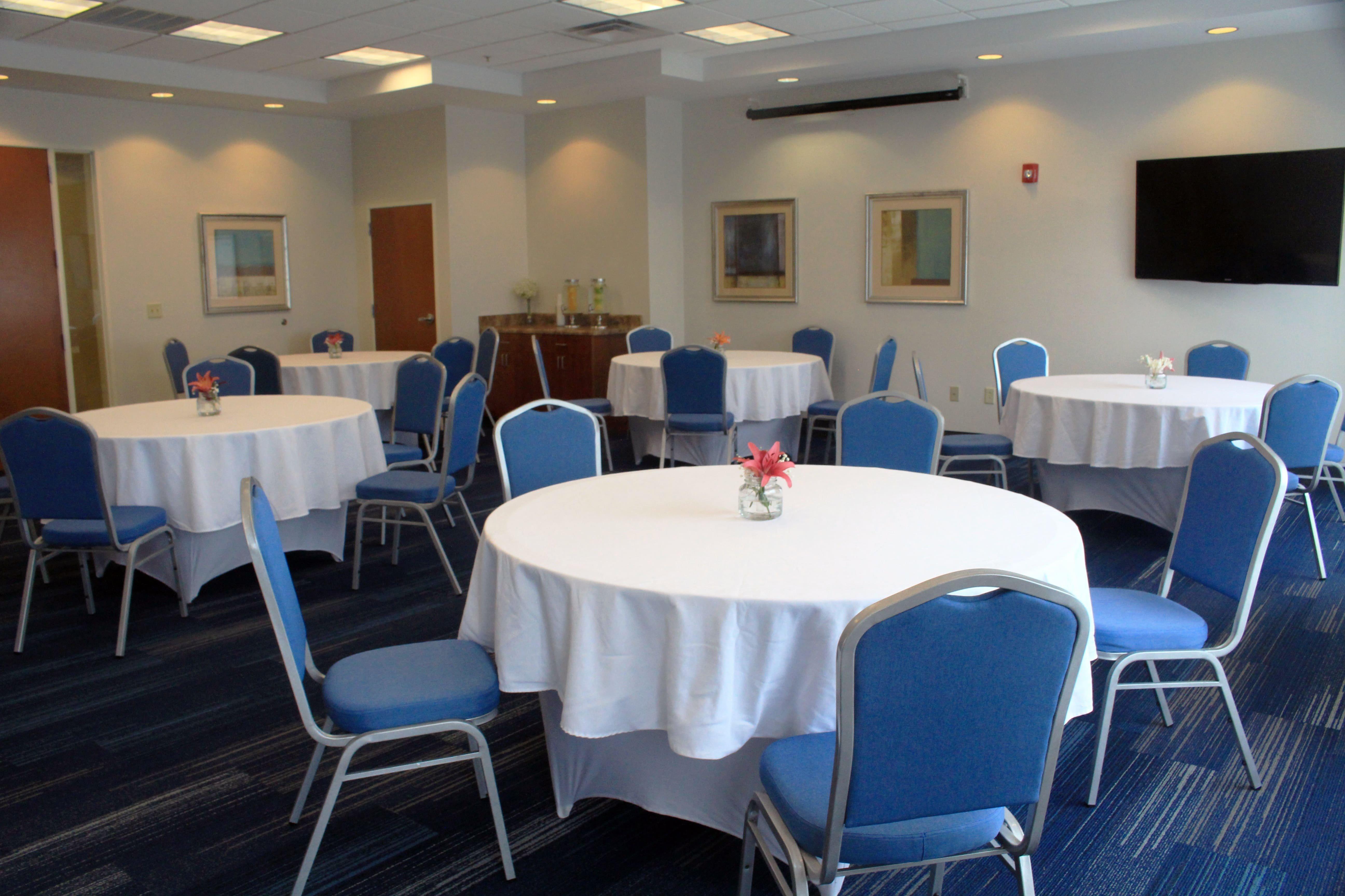 Holiday Inn Express Leland - Wilmington Area By Ihg Buitenkant foto