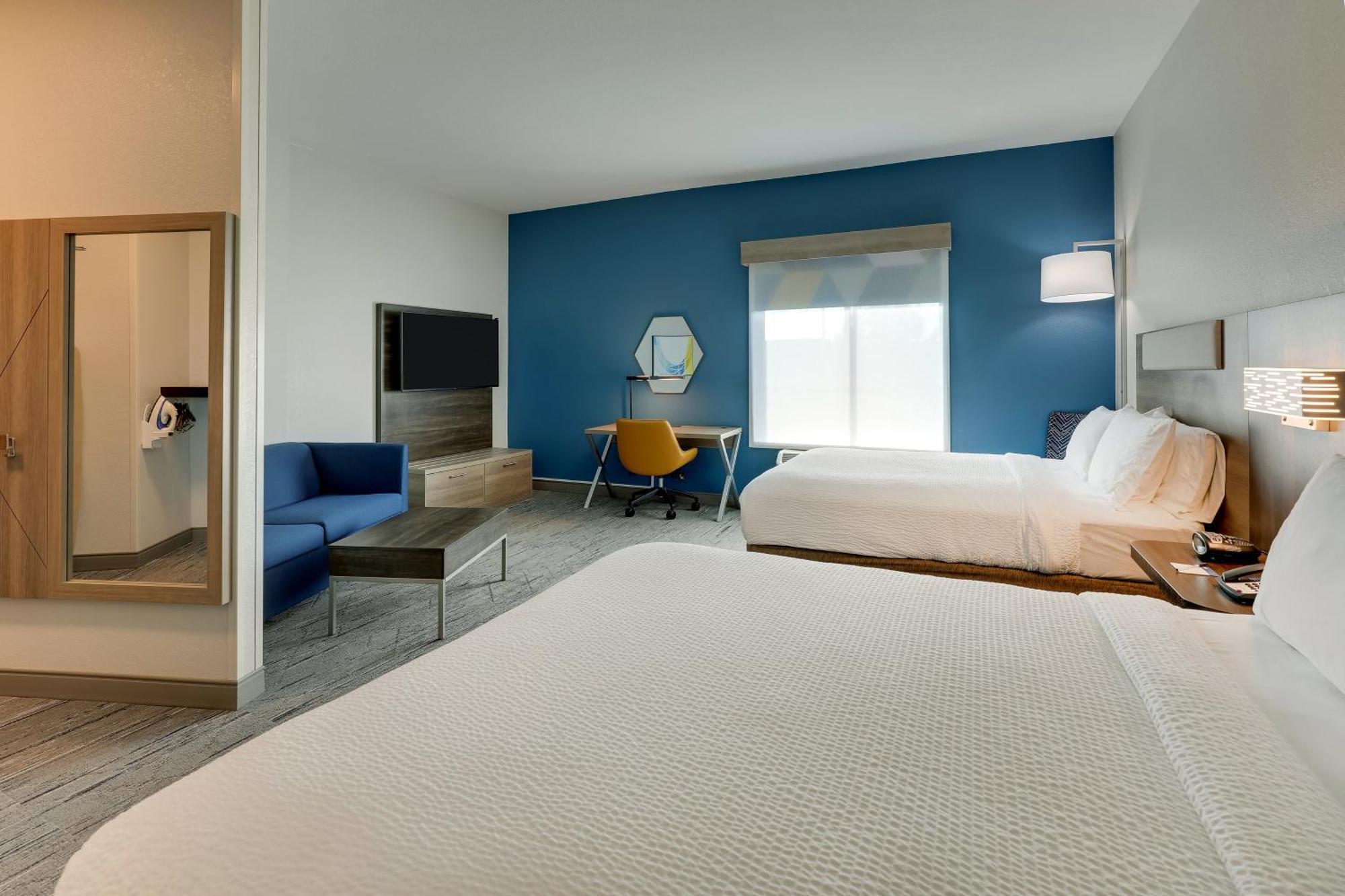 Holiday Inn Express Leland - Wilmington Area By Ihg Buitenkant foto