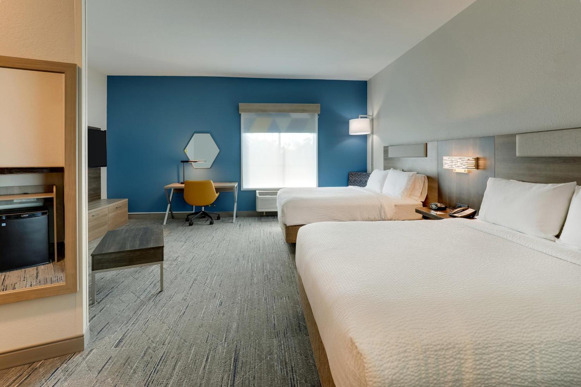 Holiday Inn Express Leland - Wilmington Area By Ihg Buitenkant foto