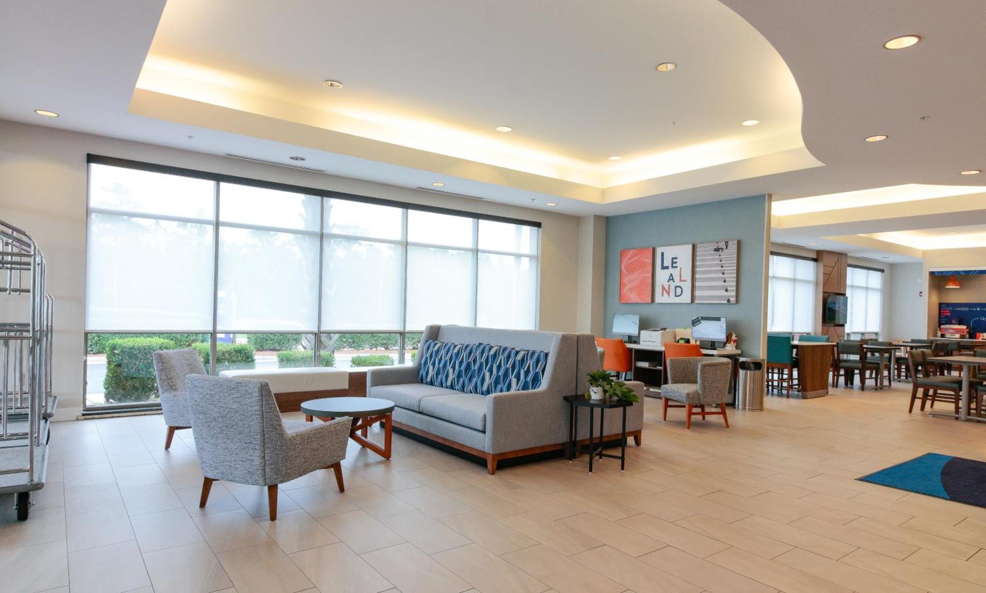 Holiday Inn Express Leland - Wilmington Area By Ihg Buitenkant foto