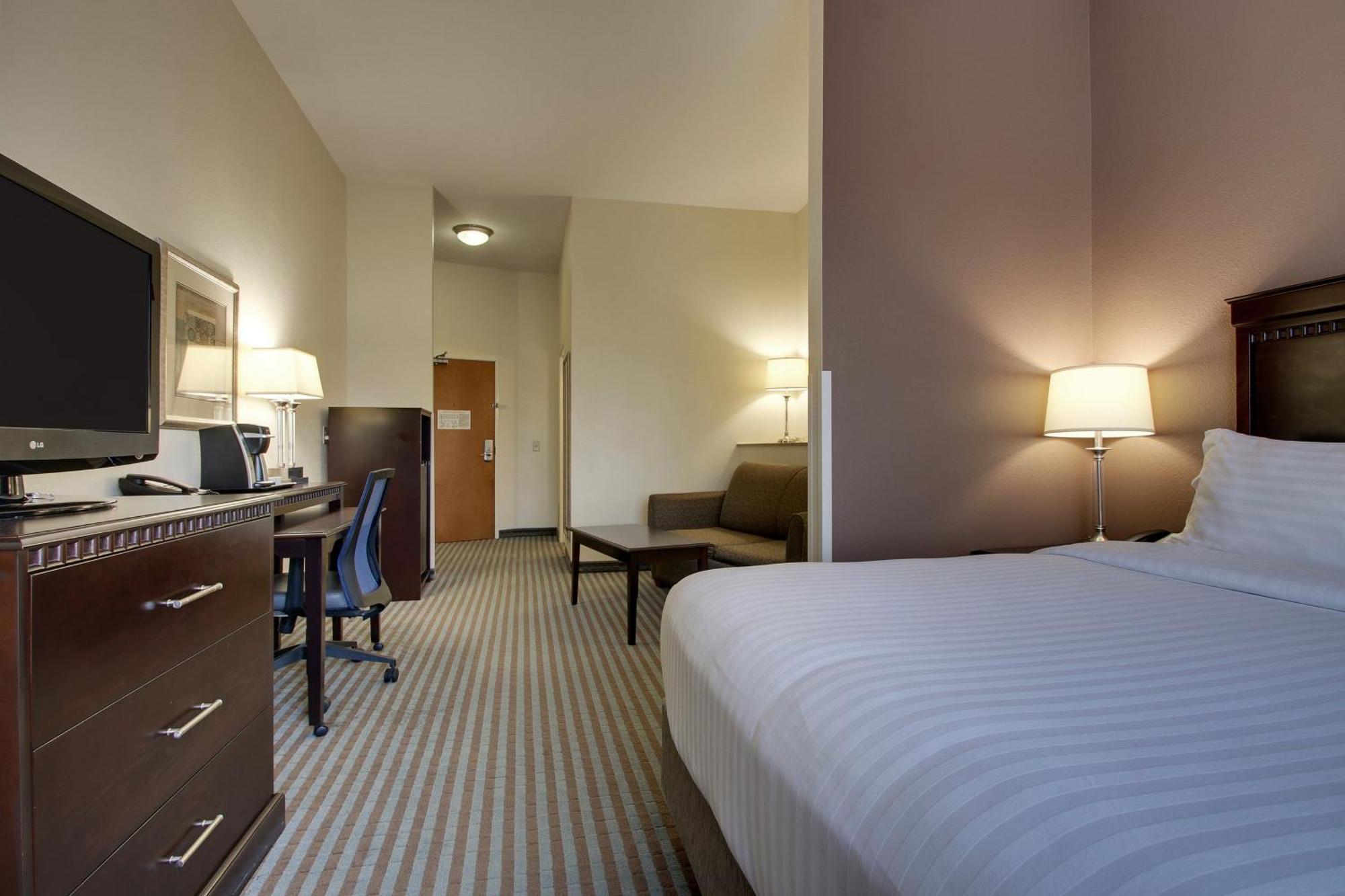 Holiday Inn Express Leland - Wilmington Area By Ihg Buitenkant foto