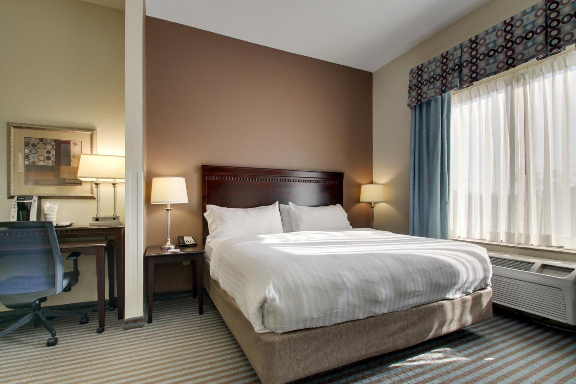 Holiday Inn Express Leland - Wilmington Area By Ihg Buitenkant foto