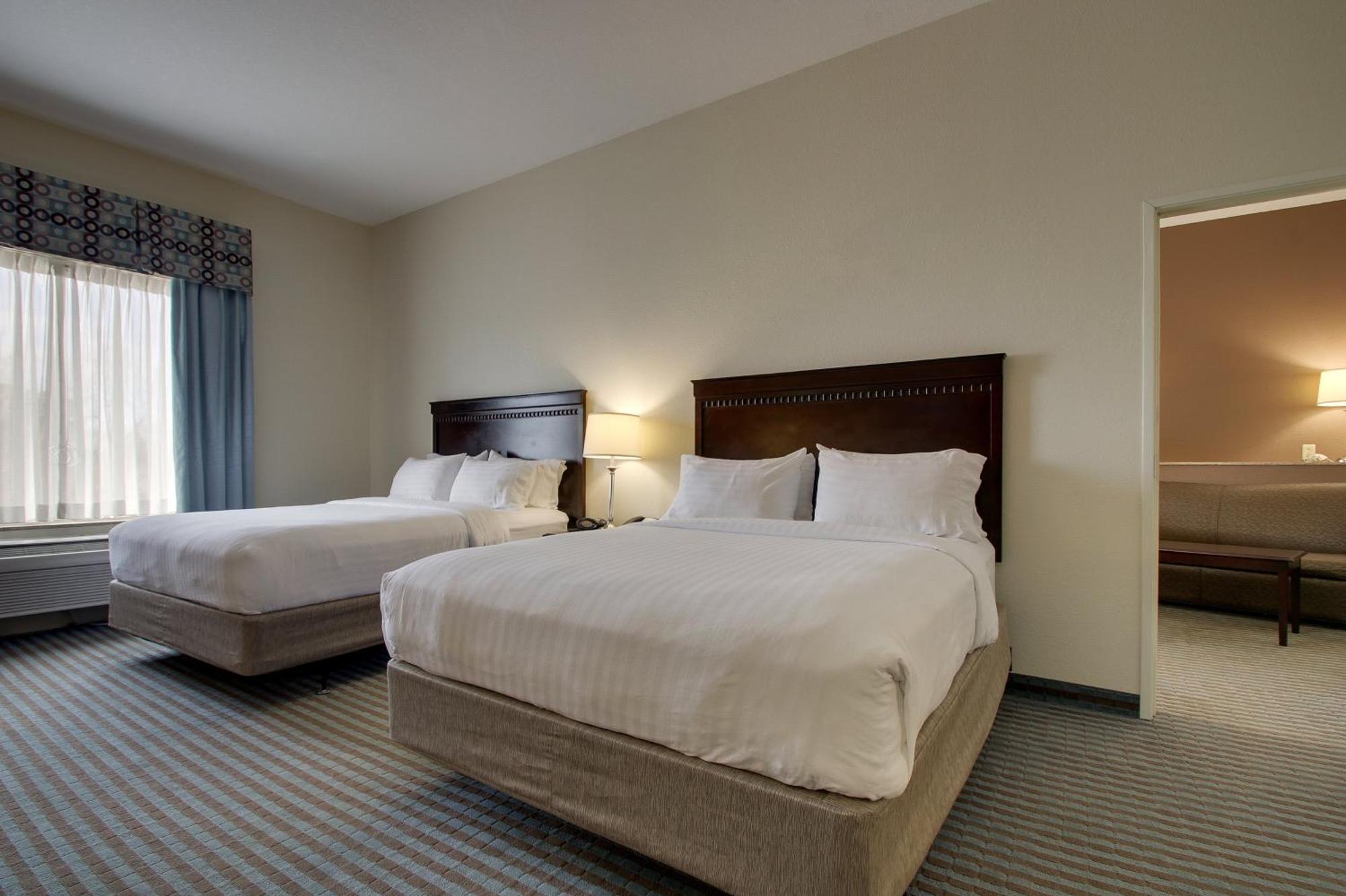 Holiday Inn Express Leland - Wilmington Area By Ihg Buitenkant foto