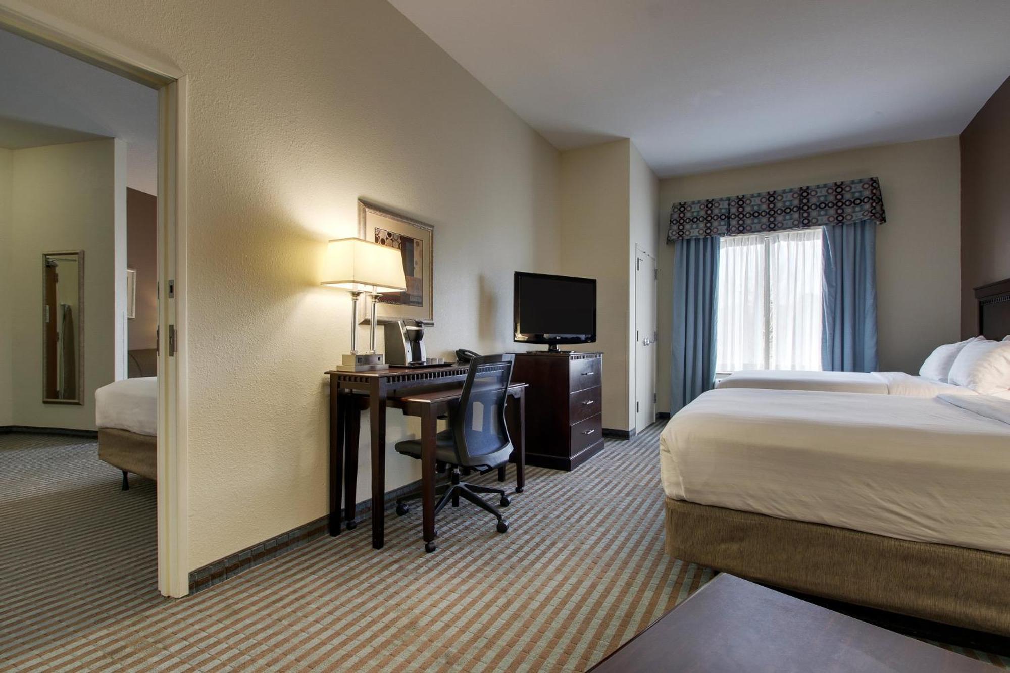 Holiday Inn Express Leland - Wilmington Area By Ihg Buitenkant foto