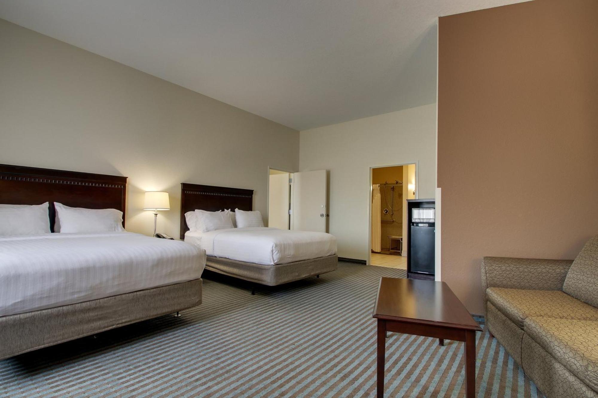 Holiday Inn Express Leland - Wilmington Area By Ihg Buitenkant foto