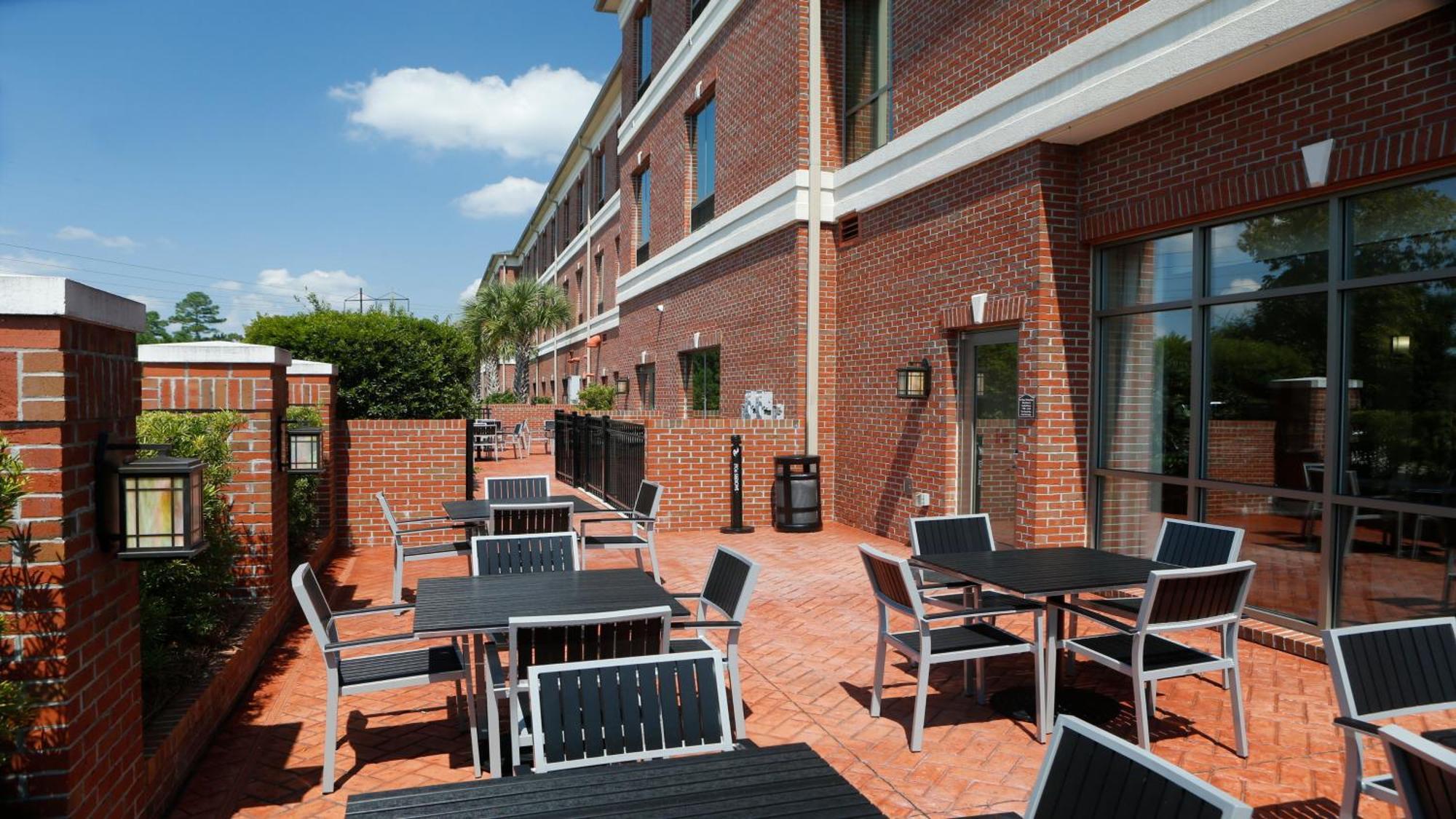 Holiday Inn Express Leland - Wilmington Area By Ihg Buitenkant foto