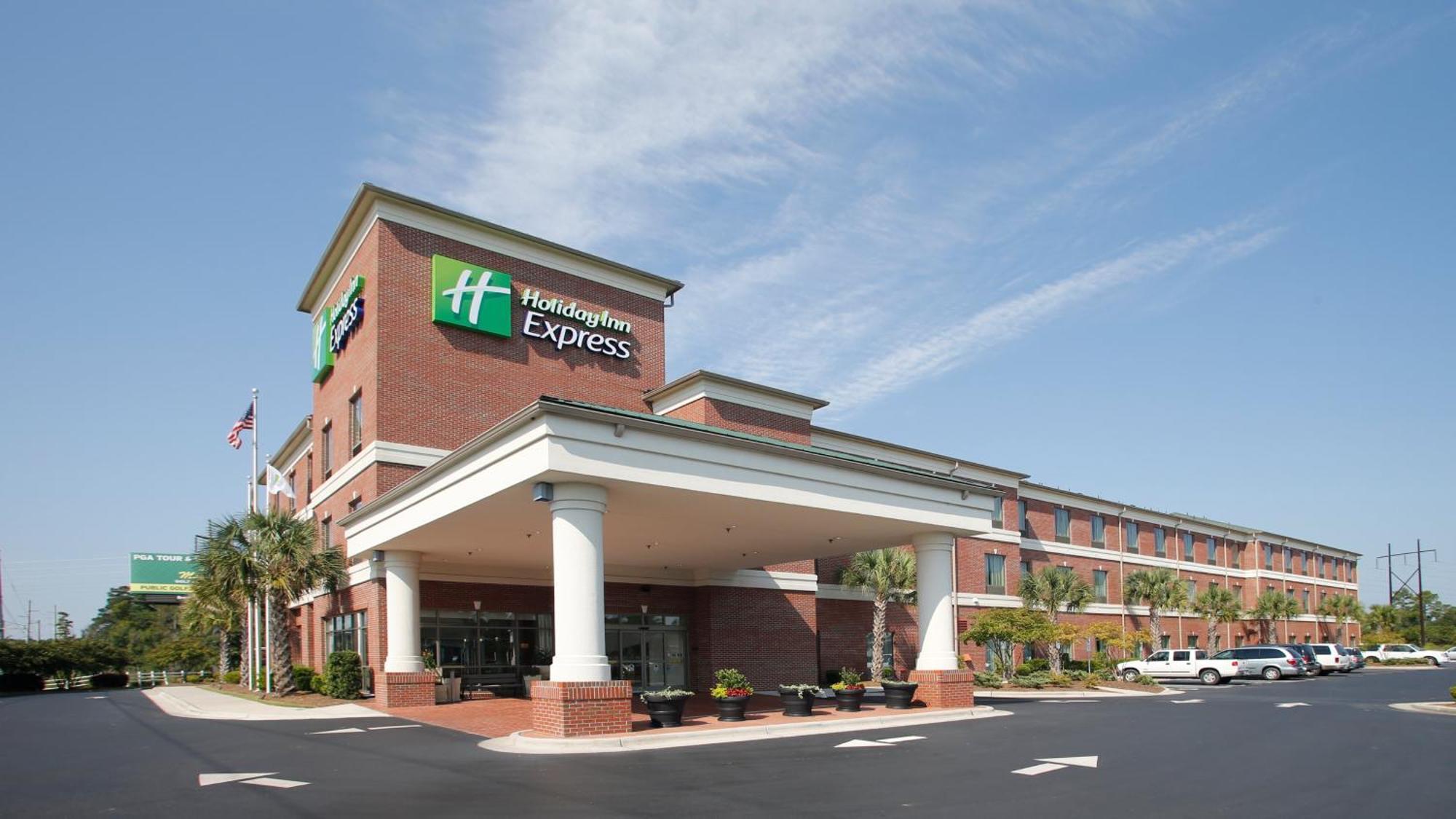 Holiday Inn Express Leland - Wilmington Area By Ihg Buitenkant foto